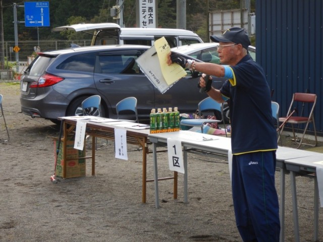 大貫輝夫老人クラブ会長の熱血指導！